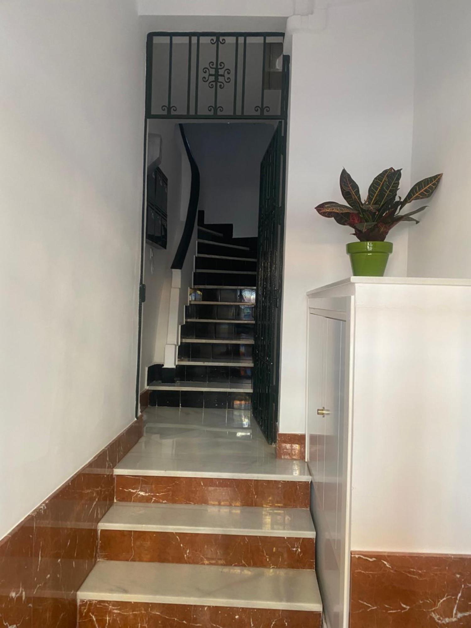 2 Bedroom Virgen De Begona Siviglia Esterno foto